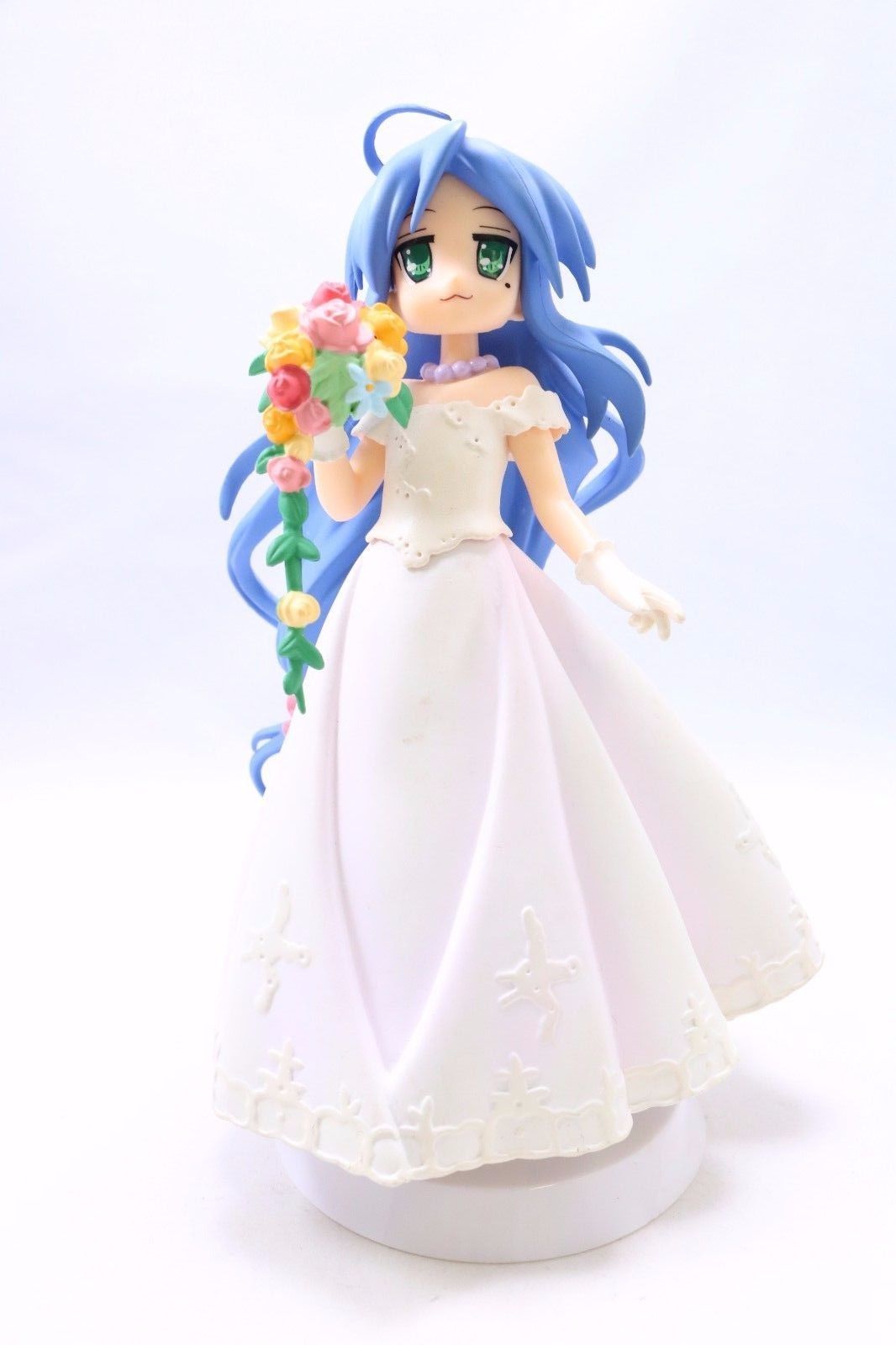 lucky star figurine